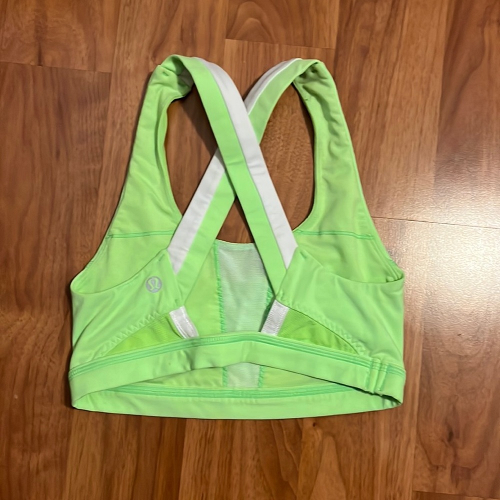Lululemon Run: Stuff Your Bra II